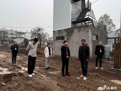 峪山镇：人大代表视察美丽乡村建设工作