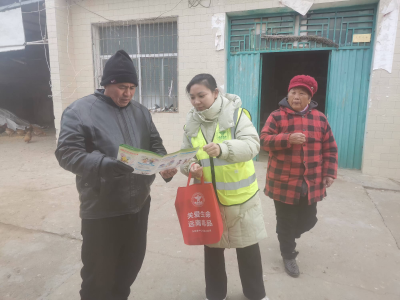 禁毒宣传进乡村 共筑禁毒“防护墙”