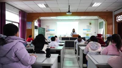 【襄州区肖湾街道办事处中心学校小记者团】近视防控小记者在行动