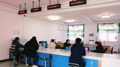 便民举措暖民心 服务群众零距离