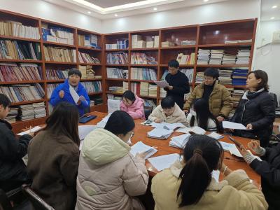 加强档案业务培训  提升档案规范管理