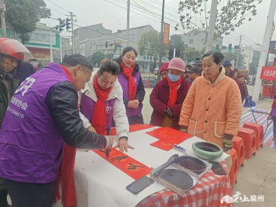 黄龙镇：新春送祝福，墨香暖人心