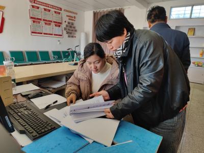 黄集镇全力冲刺巩固拓展脱贫攻坚成果与乡村振兴有效衔接后评估工作