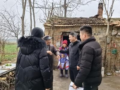 伙牌镇人大：春节慰问暖人心 真情关怀显担当