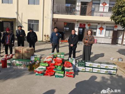 古驿镇商会：慰问送温暖 关怀传党情