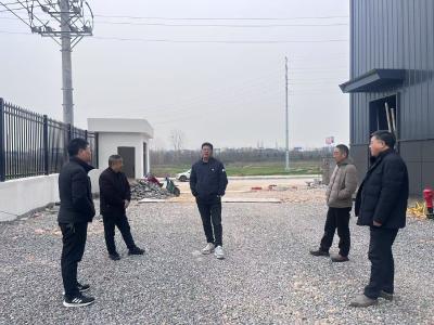 峪山镇：人大代表调研润欣圆企业 共谋二期开发新篇章