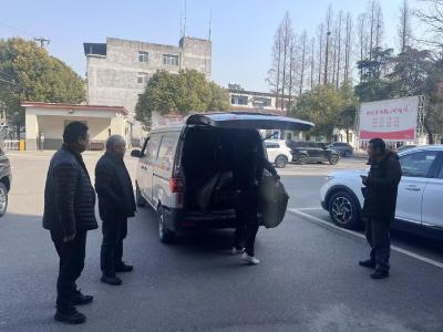 峪山镇人大：多措并举抓好禁烧工作