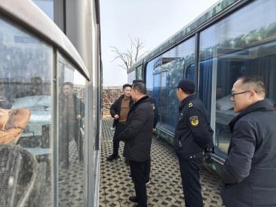 深入一线察实情 依法履职促发展