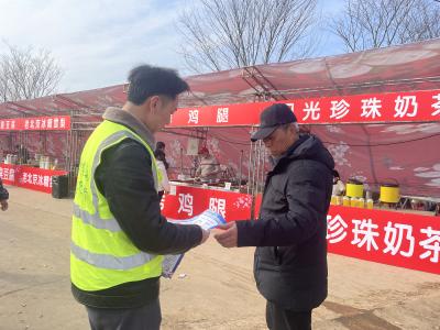 禁毒进梅园  绽放“无毒”花