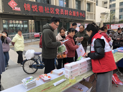 庆“三八” 襄州区红十字会应急救护知识进社区