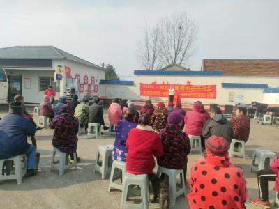 黄龙镇：送戏下乡 文化惠民
