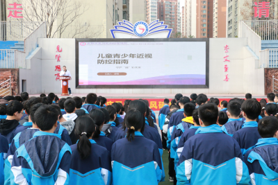 襄州七中开展“守护‘睛’彩  点亮未来”健康宣传活动