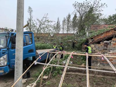 大风来袭  黄龙镇多措并举开展生产自救