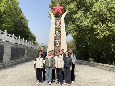 区公共资源交易中心开展“清明祭英烈 赓续红色魂”主题活动