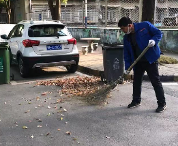 光荣路社区：携手物业 共促小区环境提升