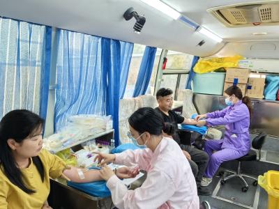 黄集镇：代表献血显担当，爱心汇聚传大爱