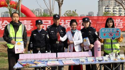 10公里健康路 零距离禁毒课