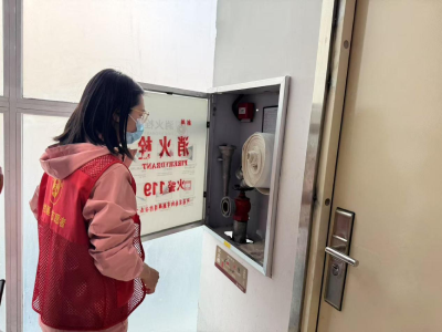 张湾街道人大工委积极开展节前安全排查