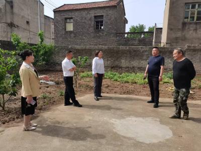 禁种铲毒，人大代表在行动
