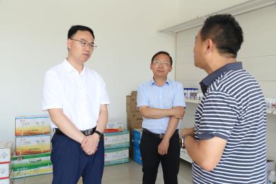 崔长领：持续深化供销改革 提高为农服务能力