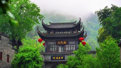 烟雨鹿门：古韵悠然入画来