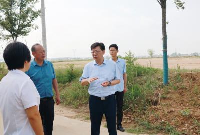 刘明锋调研双沟镇深入贯彻中央八项规定精神学习教育开展情况