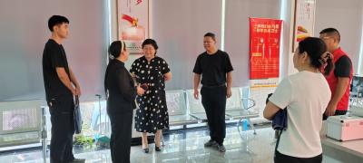 市领导调研城市精神文明建设巩固提升工作