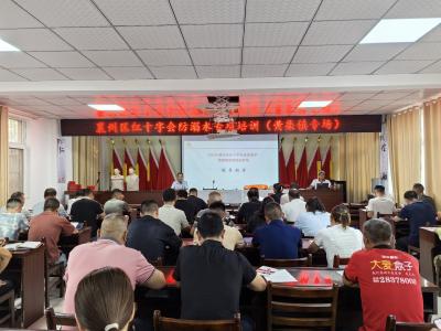 黄集镇人大：强化“防”与“救” 筑牢防溺水“安全线”