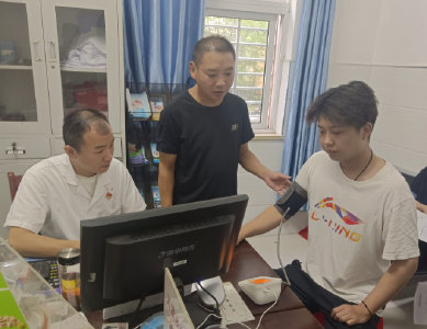 吹响征兵“集结号”  严把兵源“质量关”