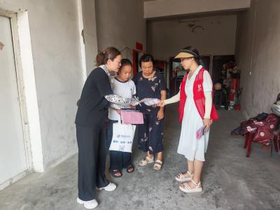 潘台社区妇联执委齐参与 防溺水宣传护童心