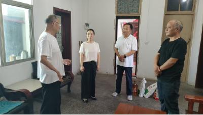 “八一”慰问送关怀 情暖退役军人心