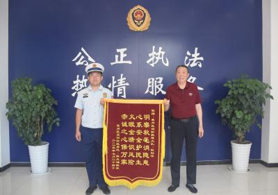 襄州消防这波操作 获居民狂点赞！