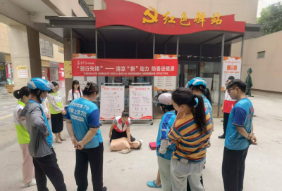 襄州区开展“骑行先锋”防暑送健康活动 为新业态从业者送上“安全礼包”