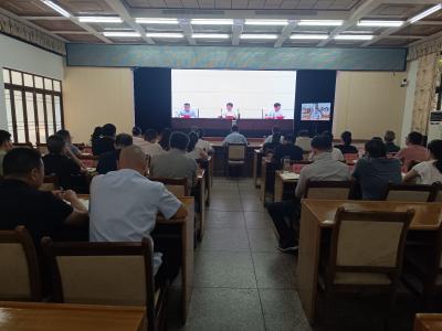 全市烟草市场打假打私暨支持烟草行业高质量发展电视电话会议召开