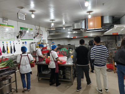 张湾街道人大工委联合多部门开展福利院安全检查工作
