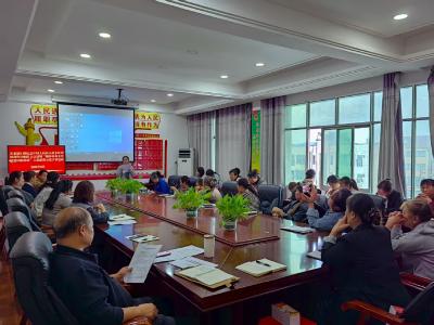 缅怀革命先烈 赋能巾帼思政