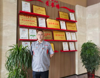 【楚商风采】邓兴华：用实干精神铸就包装产业传奇