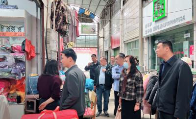 黄集镇人大：凝聚代表力量  守护“九小场所”