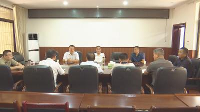 省防汛抗旱办调研组到我区检查指导抗旱工作