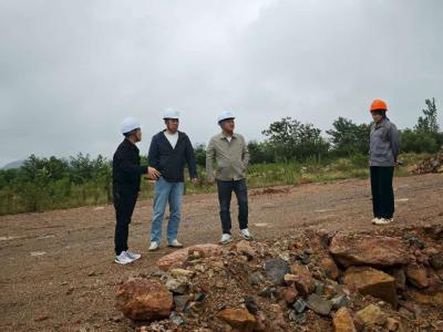 峪山镇人大：开展矿山安全检查 筑牢汛期安全防线