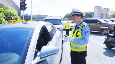 襄州交警发布2025年中秋、国庆假期“两公布一提示”
