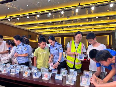 青春护航！多部门进校园 禁毒防欺凌