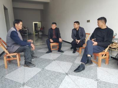 黄龙镇：代表上门解民忧 清淤增容护农田