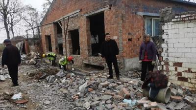 张家集镇人大代表督导“四项行动”建设进展