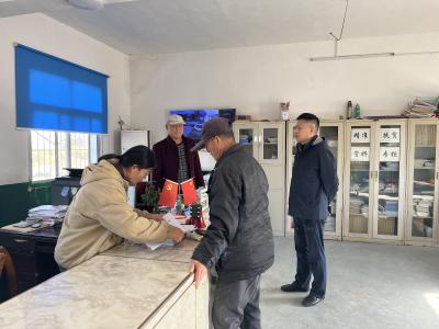 人大代表一线履职 打响秸秆禁烧攻坚战