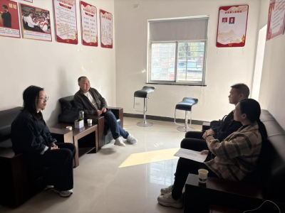 黄龙镇：督办指导居保征收 稳步推进全民参保