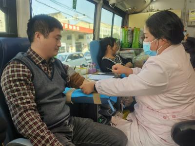 黄龙：无偿献血显担当 热血温情暖人心