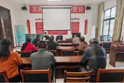 黄龙镇：医保政策下乡入户 惠民宣传深入人心