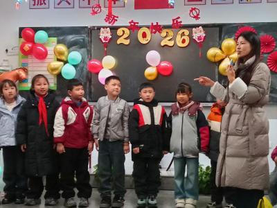 欢声笑语满校园 襄州五中喜迎元旦
