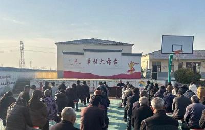 区领导到黄龙镇方岗村宣讲党的二十届四中全会精神